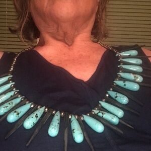 FAUX turquoise & onyx necklace